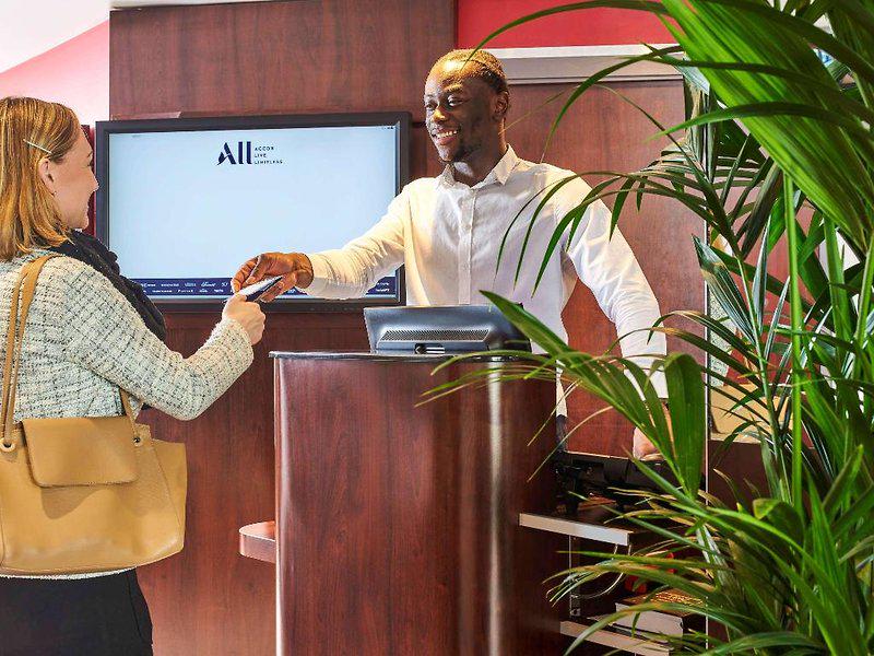 28AF45FCF0214AB33A4A7A137AFE49FB