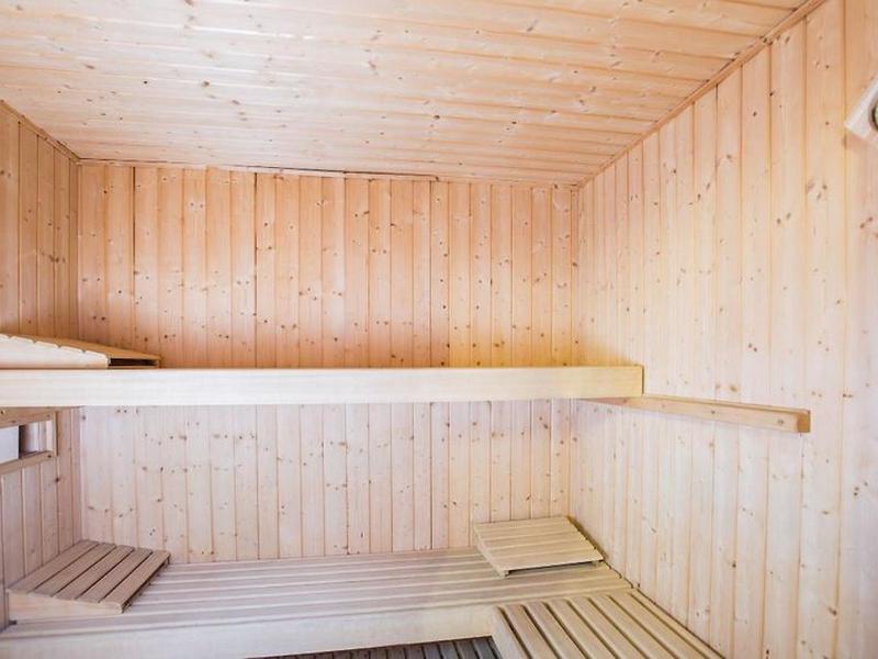 64BF704204E8AF5056777A7DCC51F8DF