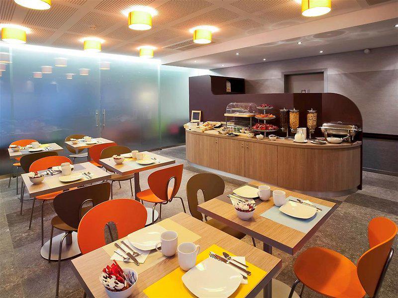 D90ADE49CC984246FF85EA63C92B3245