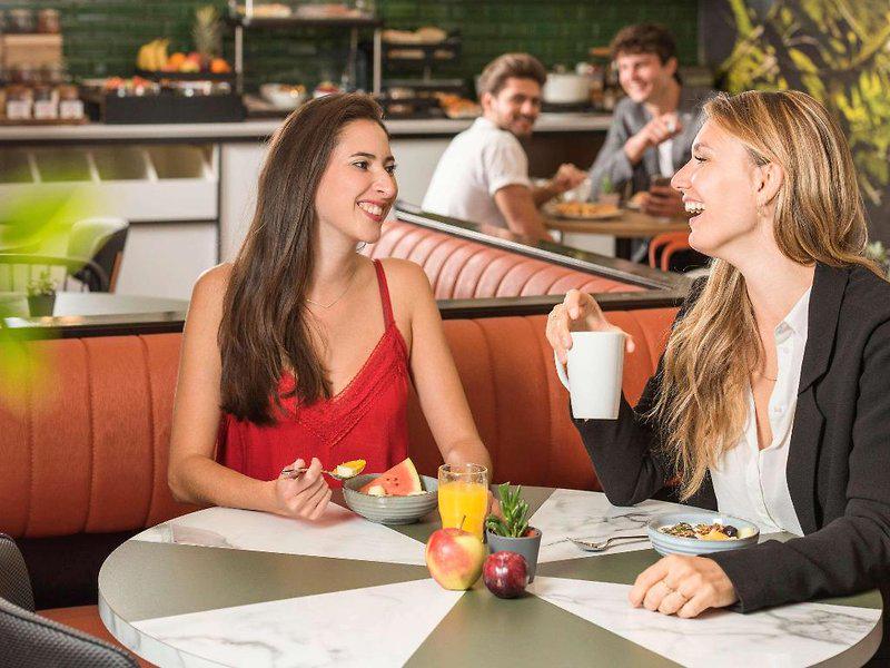 AD2E84EF8A3845CDBE8D17F487A0B980