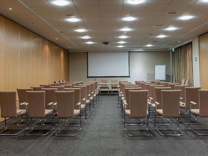 4FA1D7D87F554ED58CA6AD07C0B9A518