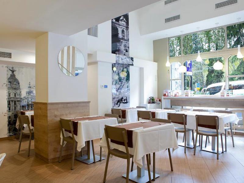 55E4045B7F6D8A2D6ED98794B0DF2592