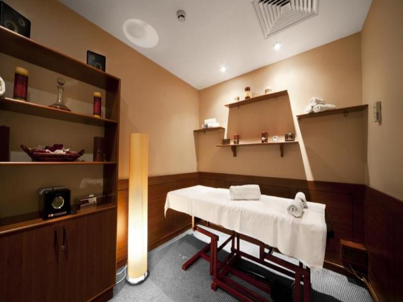 68D2F9C3079E9EB2EDF3B1391269A8EC