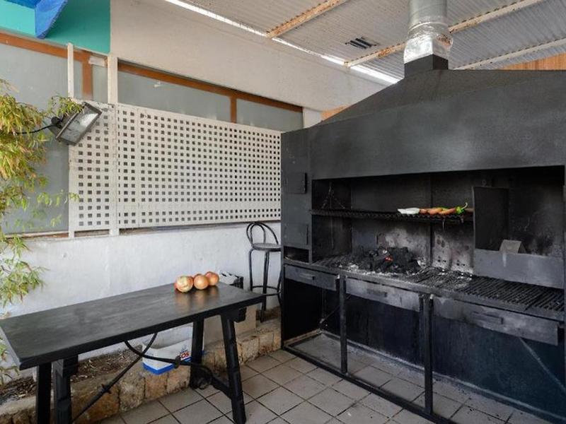 DCE163B84BF57B7549ABE11F1C350E7D