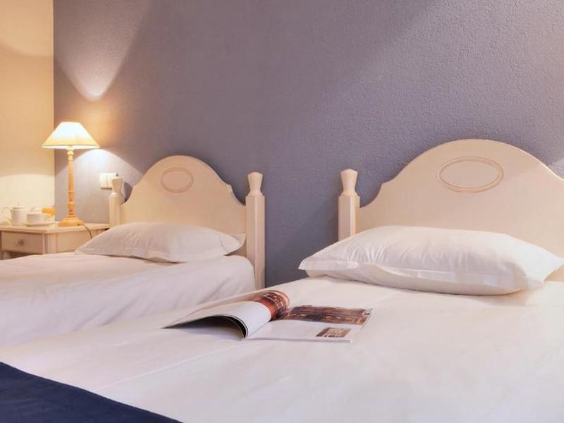 7C07EBD8900DB4FA21067803E60327FC