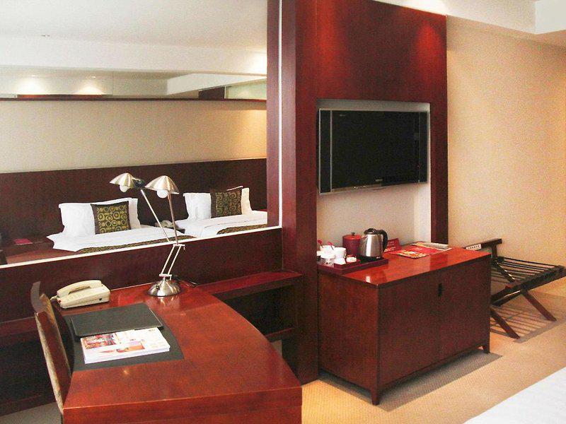 33AE3FBE82D09608774EAAF61AEF8DDB