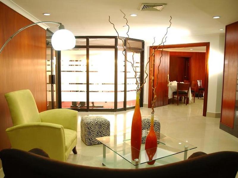 179999F15230A3D51F45BA31030DDF9B