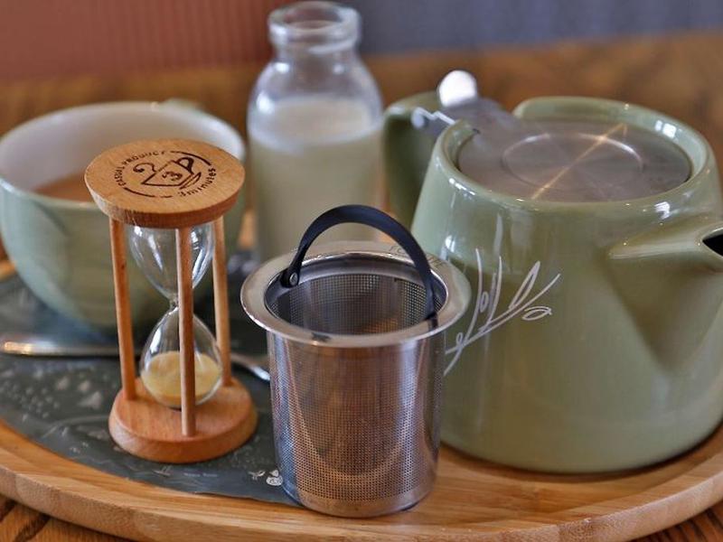 CDCB0EC68C8F0CA76D17F8950E4785DE