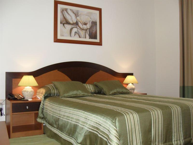 2E353ACAA1C36C1FBEABAEE61B38C2B8