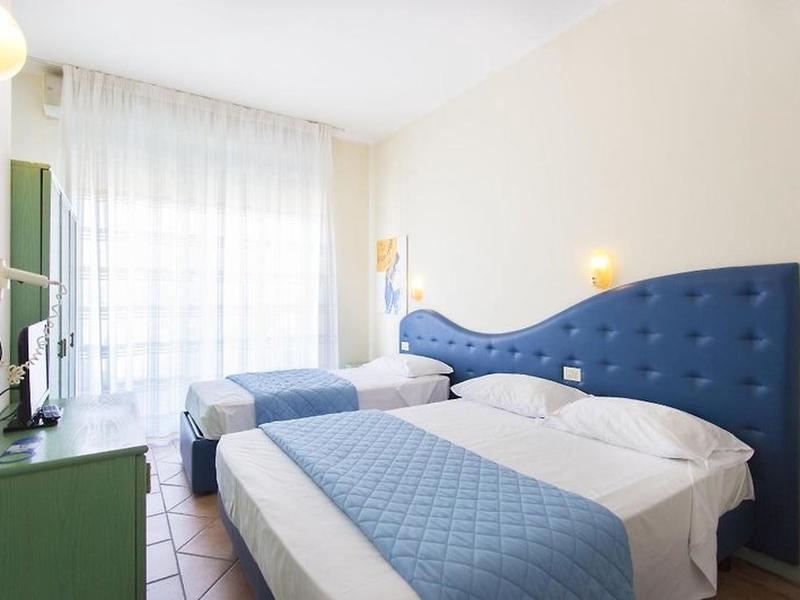 F2B2FF4C2C5C36BC61966B5126DEA454