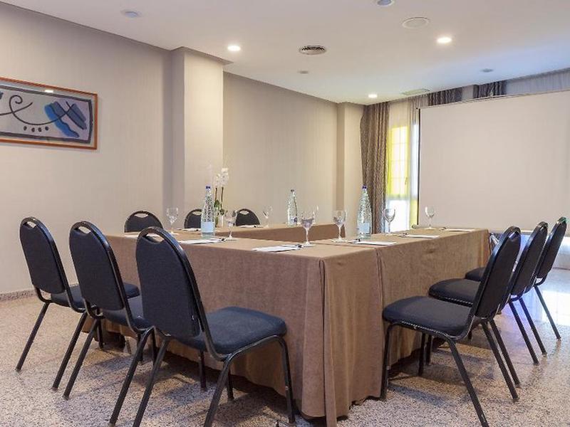 20175BACA15FEA53EF6ED95C1F884F3D