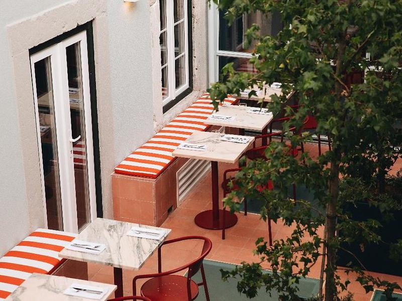 4B548A1C28401FA4A4EE93998C5F53CD