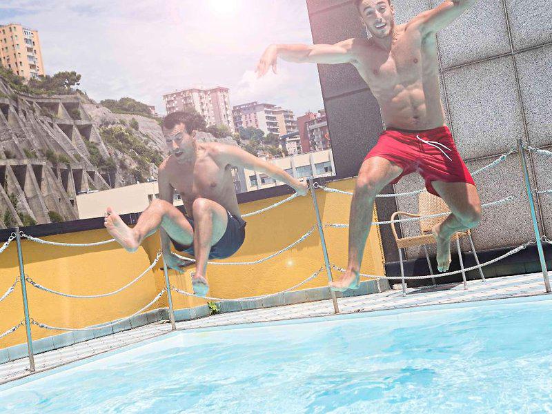 248528652F8EDBF06A67F11075DB3089