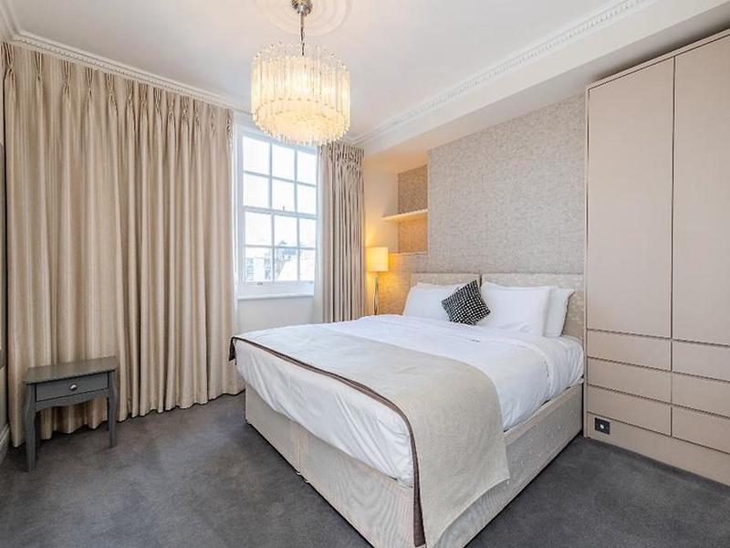 AADB044BFAA5101815046BBC1285F62E