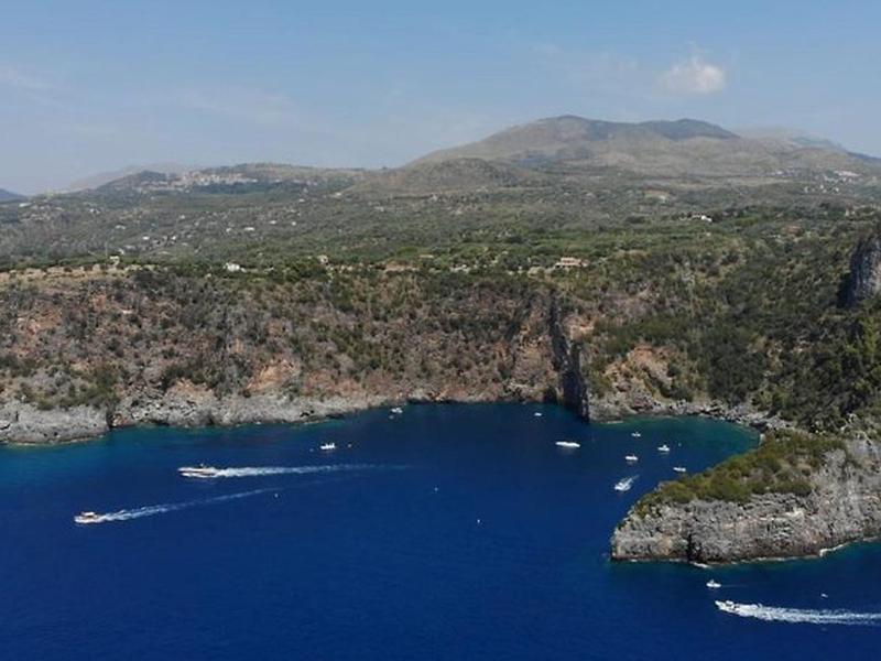 5501521CE84886819998A5F886518F6F