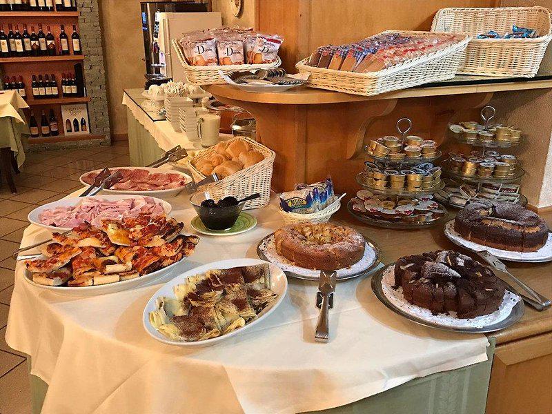 F2BCE66D2333DC242F272DBC8D139E02