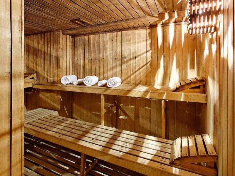 B2CFFCD55BCD4404DBBFB33D7EEF63FE