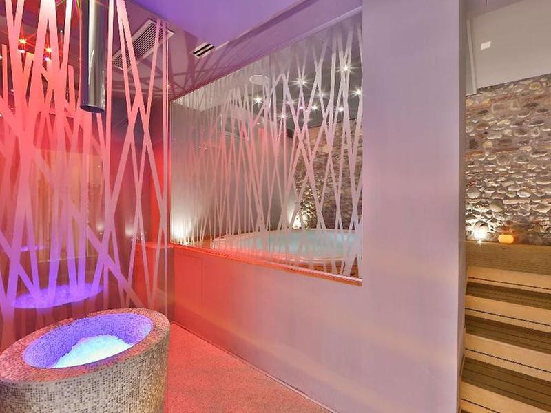 18DA1FD537CEE51B4BA756E3CC5206B7