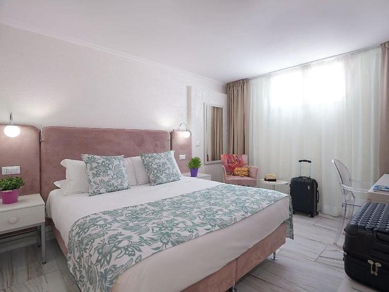 DCF66C0D1520D655D53E8ACAAD52A009