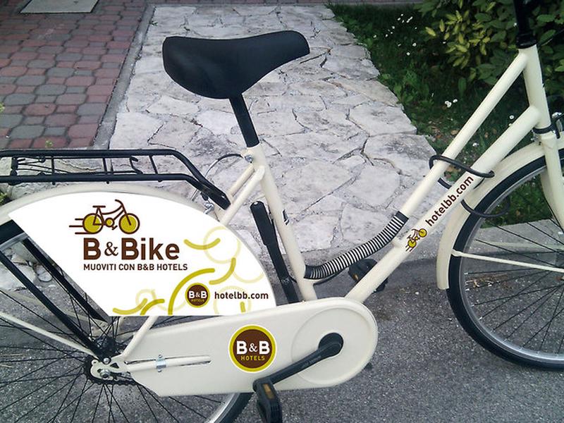 2F4822E2EA46BA17EAF0CBA5F03DFBBF