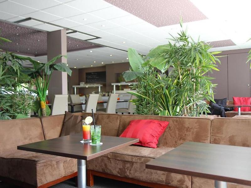 16AE192A9A0A51F39908C1CDB629F1E1