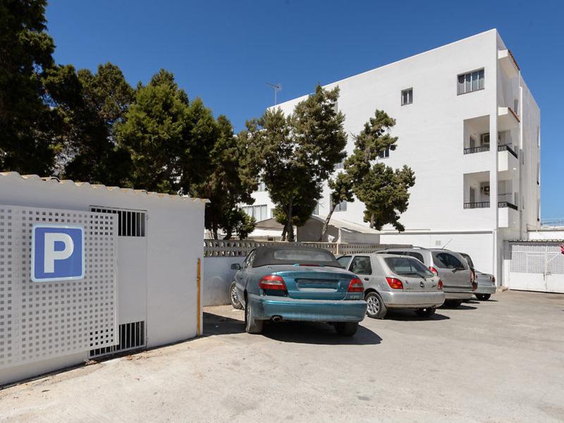 682351775BD437112C96D1CE9378D4B9