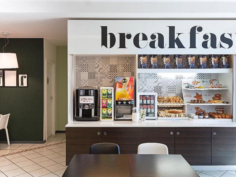 2AB86A54F7641319956C323B497FFA52