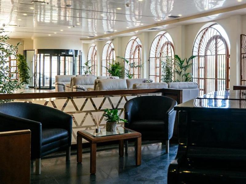 DAEE27E6B555A9ABA4440F3F2DF12AF4