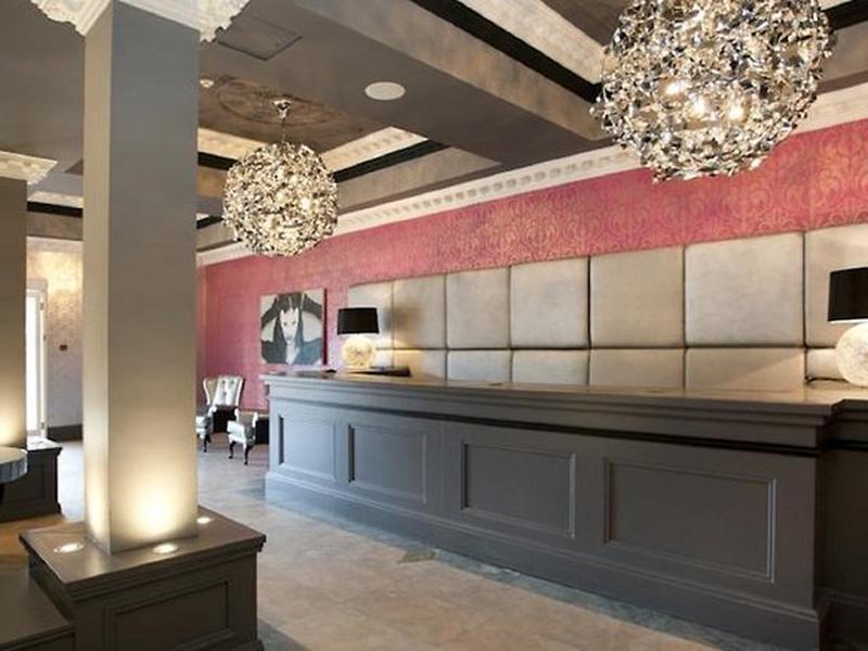 F8202CAA8D7ABF2F623D98151D74604C