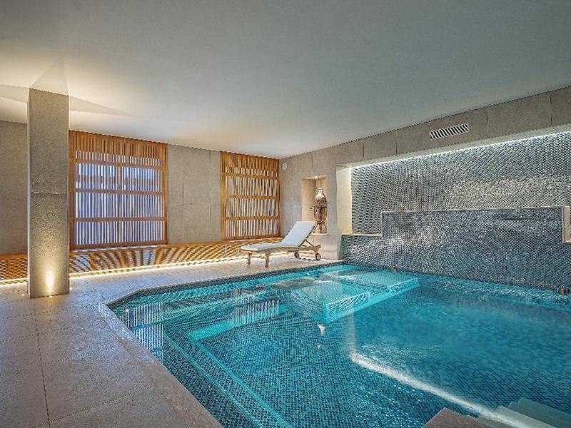 AE1E180F49EBA3AF1EA2090FDBAE0D97