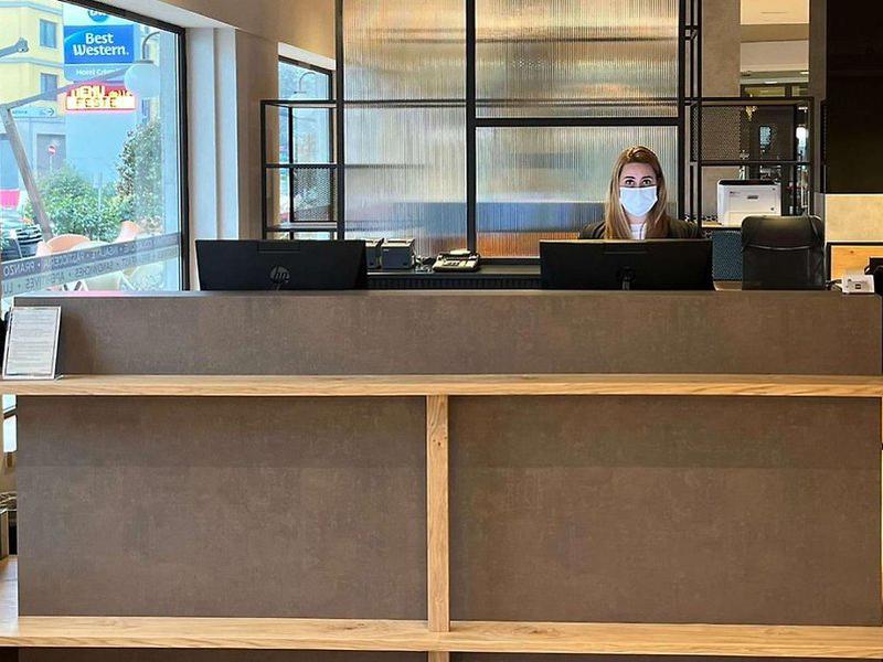 45FD683CE47A621ED06FFB2C20A1A458