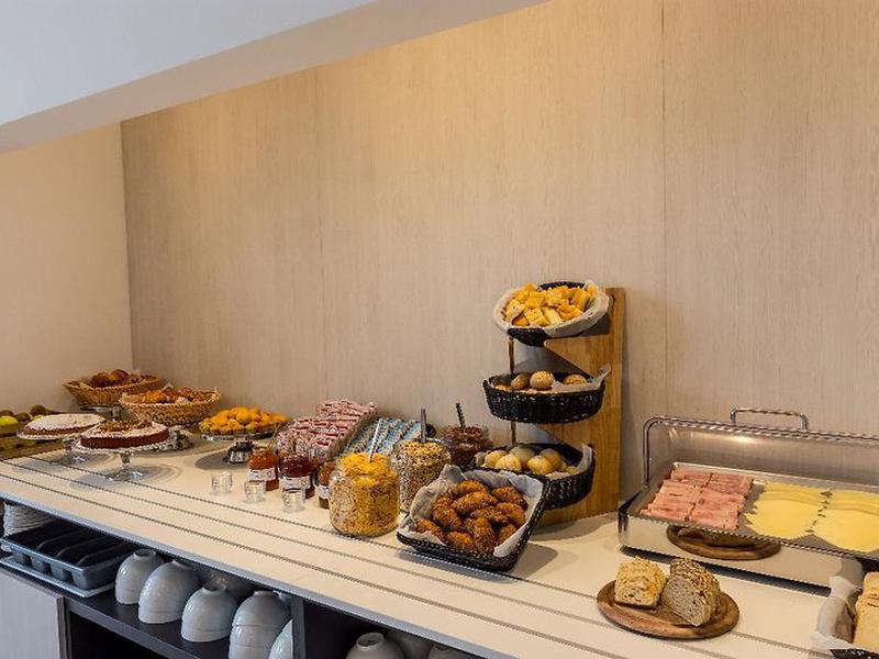 85DA6B198221E737E5A0A5A60970D28E