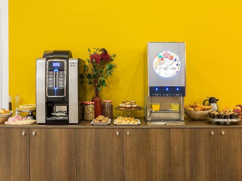 9FB23F0115E56C61D3C81A49D8DE29AD