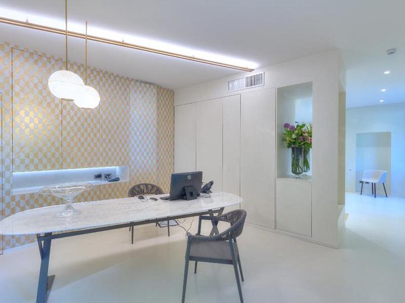 D882873AB71D28180F527E60DEB67EAA