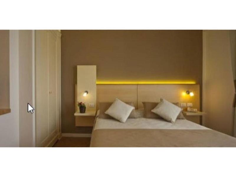 CE939D95BDFAE9A48A2C02E94DCE3A86