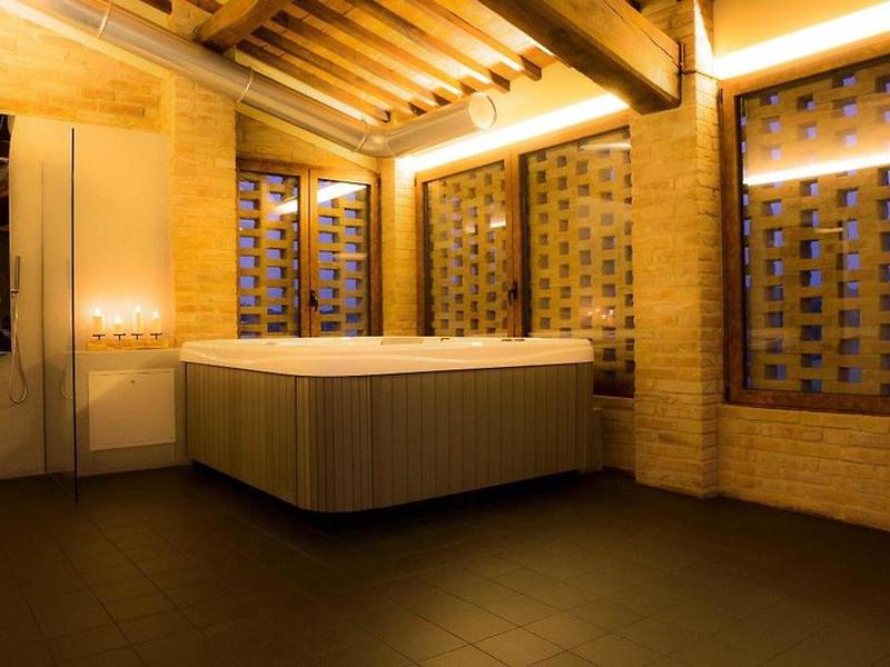 441B7C3E7040A30331FB744DA3EE6EDA