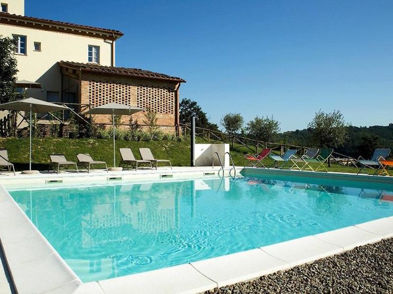 FB49672ECED20A20585542C7B7645B6E