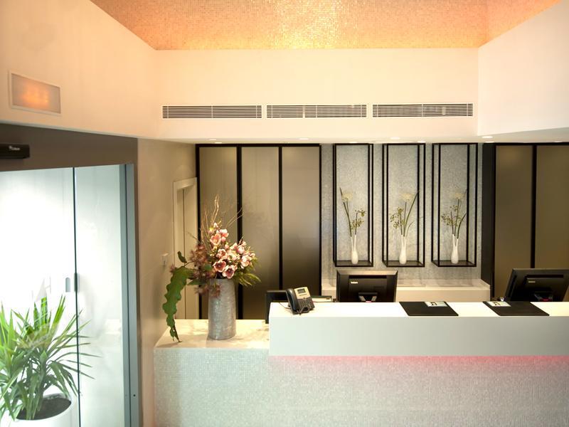 9E24E127749F7750A776A3A86D37C4B2