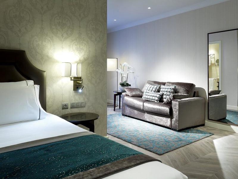 C2FE4BFC7DCC260A38607D470AF533EA