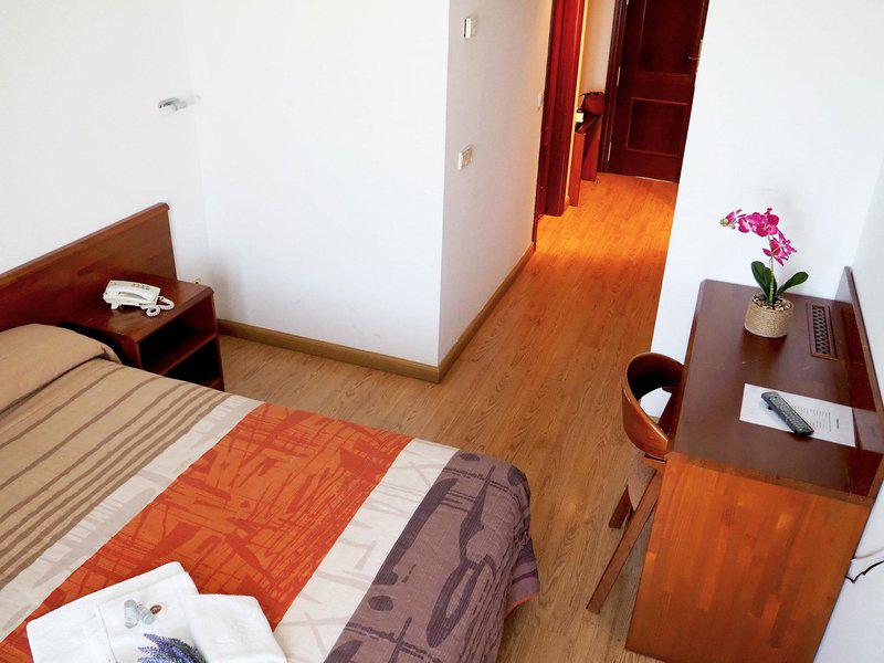 09A9DE9757B4E0186E82725CF70A3C10