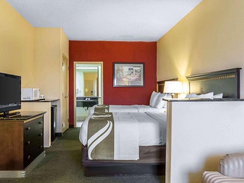 E713B4EAD4D36E0C4E847DCC7F8C6EE2