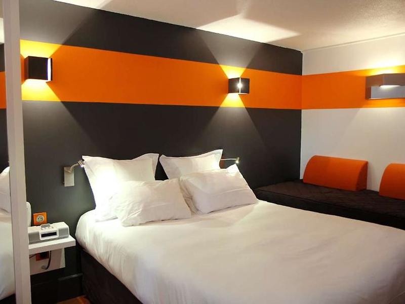 942962018B0D4928C25BB2939F78E564