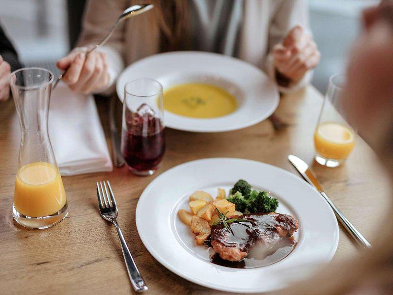 5B75D3FFB84624D10ACFF6334B41A023