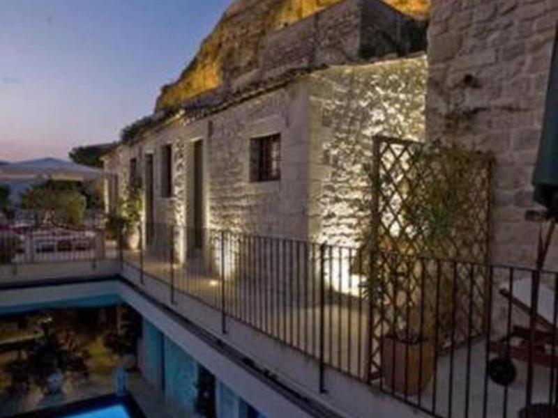 DAB3FD0807B7F2331405DD2388543A20