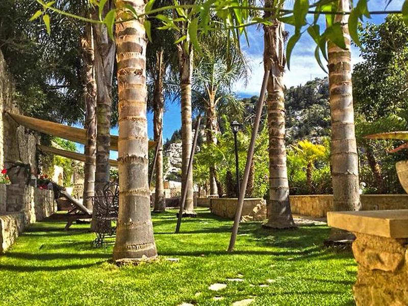 3D3A1B04A7033DFAD1F25F7DBE525700