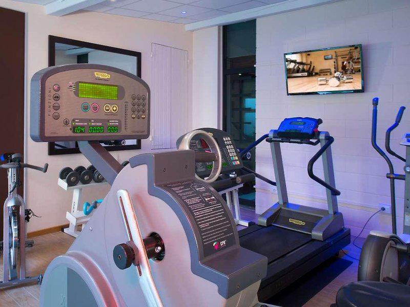 DBF3BA3870D2066142B11733FCE45F25