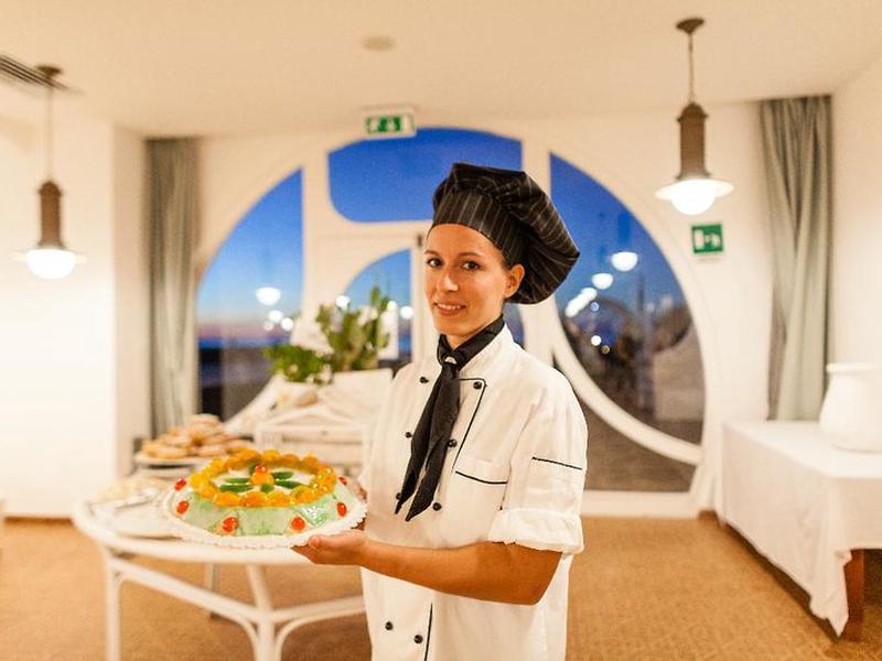 64BE489A60E269875807D33B4FA7A014