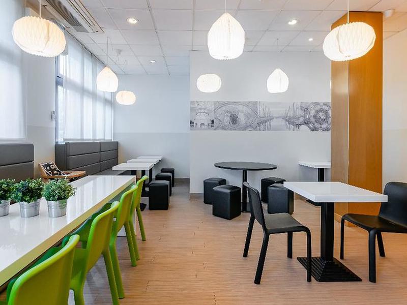 45D9FD30CC81FDC333B6F93D088B4EF0