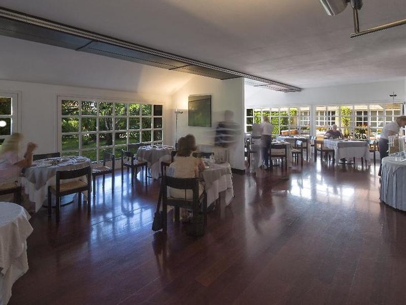 81332FACE3C85619A34AB3AAF236D095