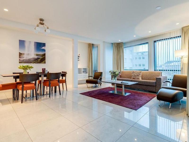 575EB848420E2B7ABDACC3D12C84AB67